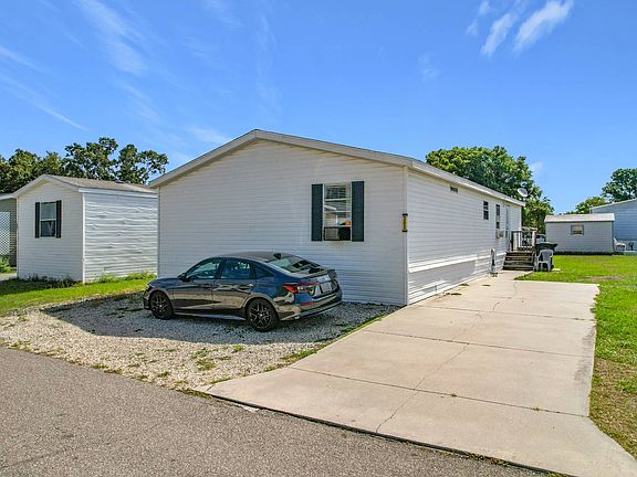 2nd image of 1123 Walt Williams Rd #202