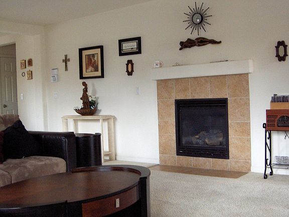 2nd image of 2221 Jane Ellen Dr