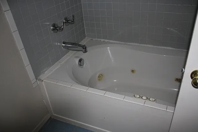 7224 Periwinkle Dr — Photo 8