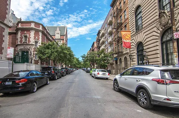 Rented by New York Residence | media 50