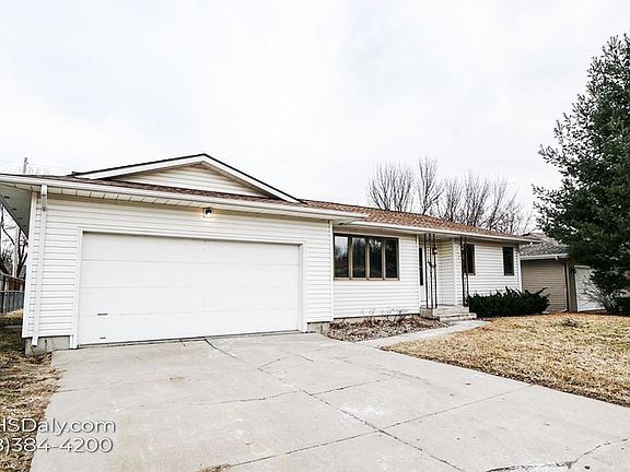 4th image of 807 Sun Valley Dr