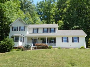 405 Jefferson Ave, Clinton, TN 37716