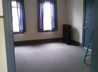 100-02 Two Huntley St, Syracuse, NY 13208