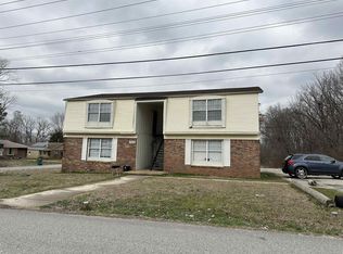 2016 W Cherry St, Milan, TN 38358