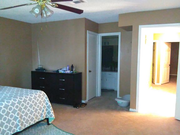 3rd image of 17119 Beaver Springs Dr #10