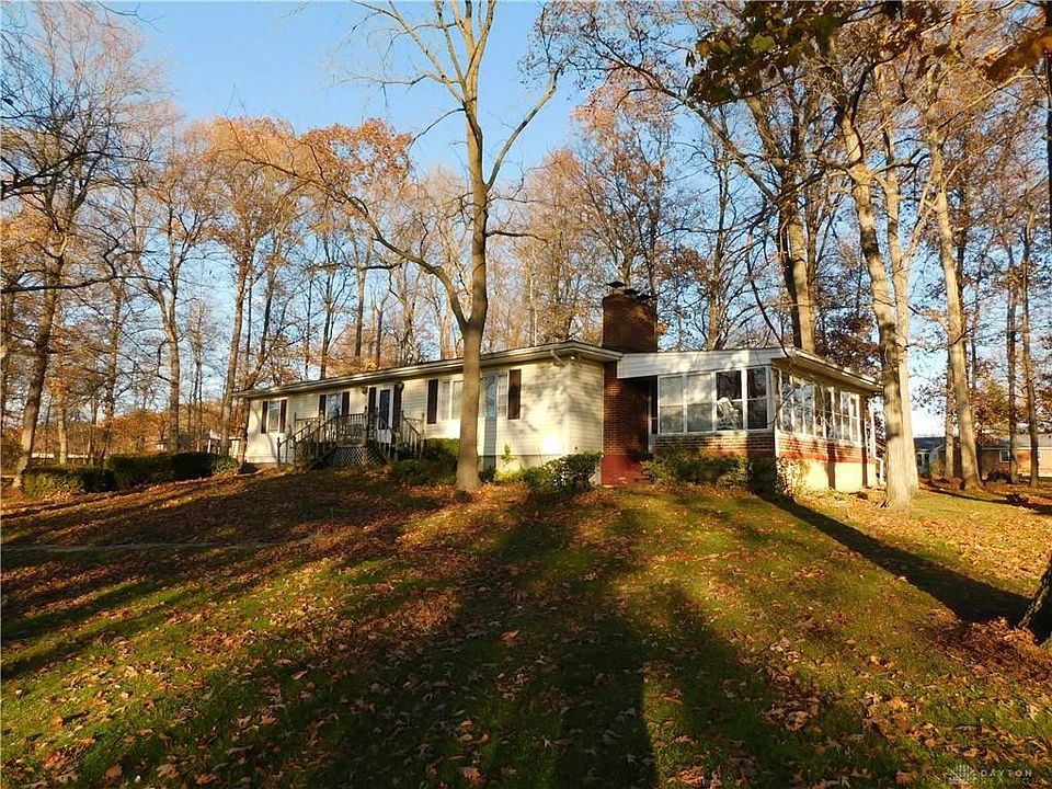 1st image of 6961 Woodlane Dr