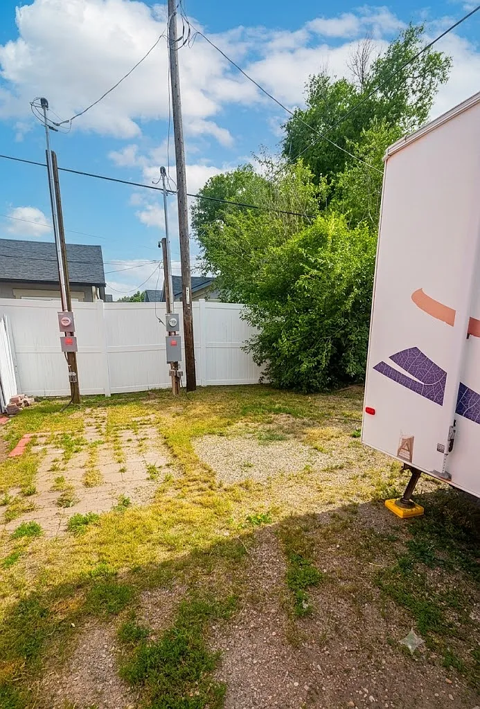 Studio, $795 — Photo 2