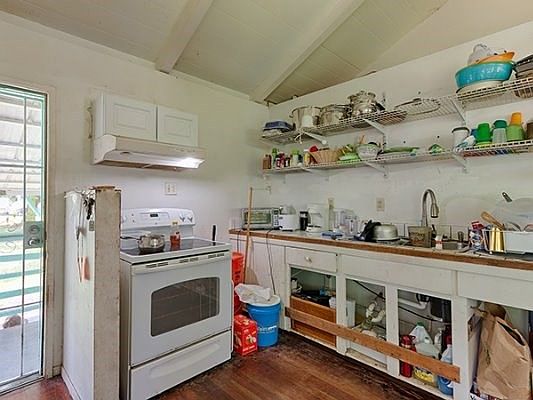 4th image of 16-1460 40th St