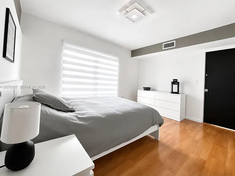 1250 Lincoln Rd #401 — Photo 5