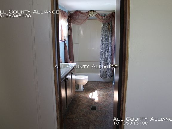 5th image of 39602 Marigold Ln