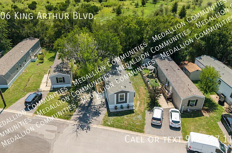 4706 King Arthur Dr — Photo 1