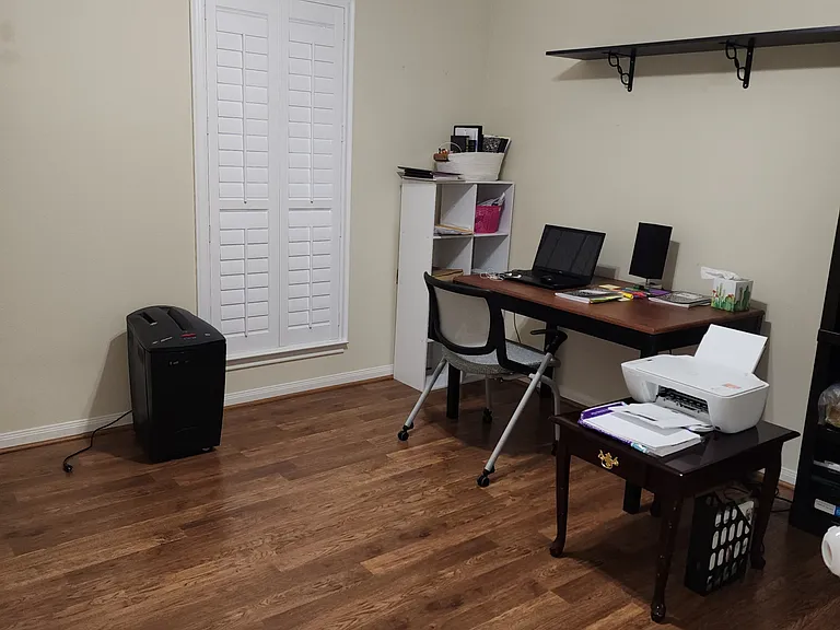 2403 Crystal Dr — Photo 4