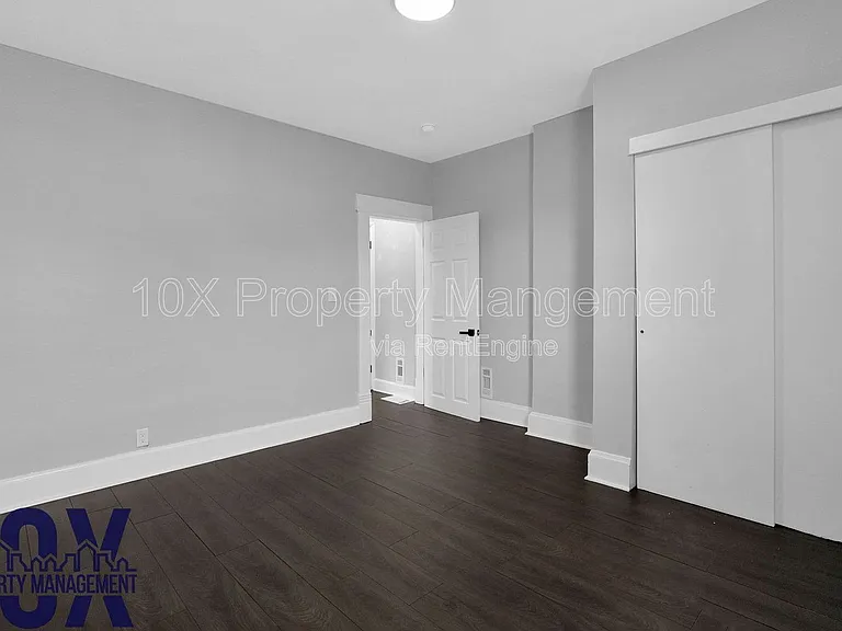 1805 S 6th St #1/2 — Photo 21