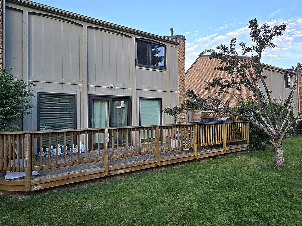 2nd image of 3074 Moon Lake Dr