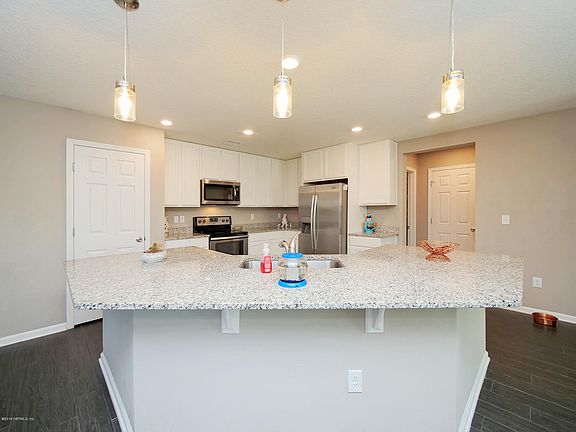 2nd image of 12766 Chandlers Crossing Ln
