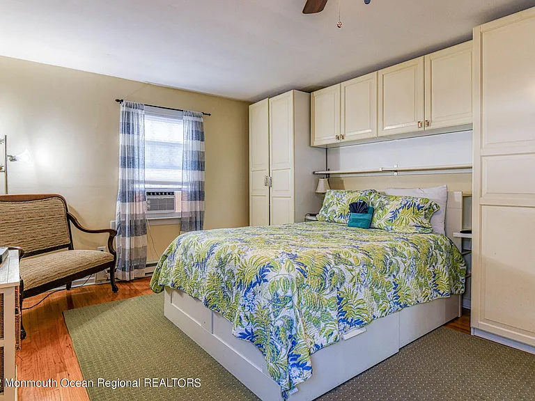 42 Abbott Ave — Photo 10