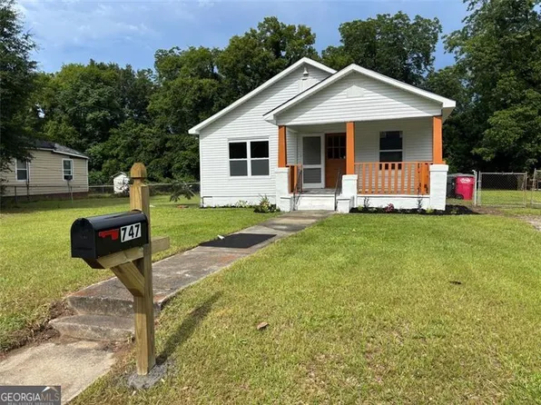747 Bowman St, Macon, GA 31217