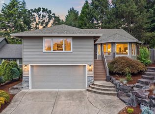 13090 Princeton Ct, Lake Oswego, OR 97035