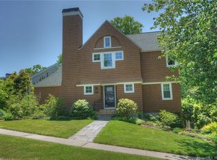 107 High Meadow Ln, Groton, CT 06355