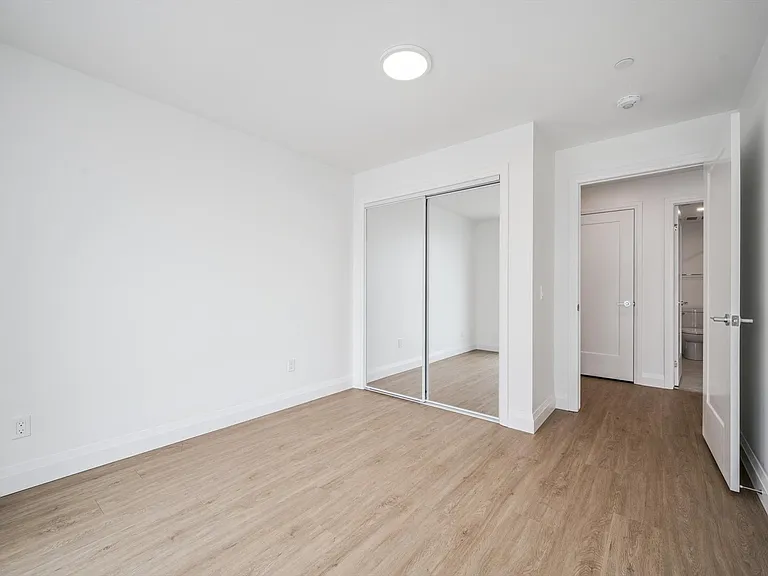 410 Westhaven St — Photo 90