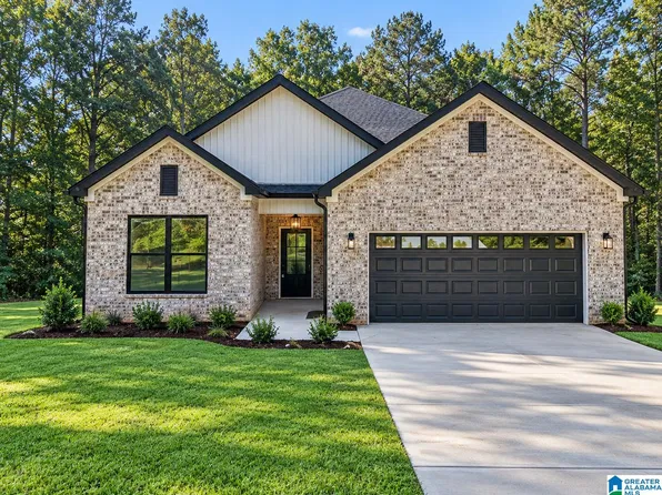 492 Blackberry Blvd, Springville, AL 35146