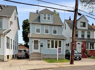 22917 88th Ave, Queens Village, NY 11427