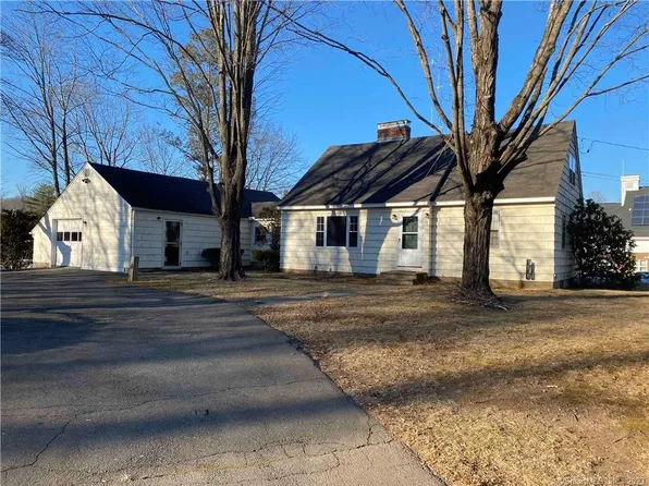 14 South Main Street, East Granby, CT 06026