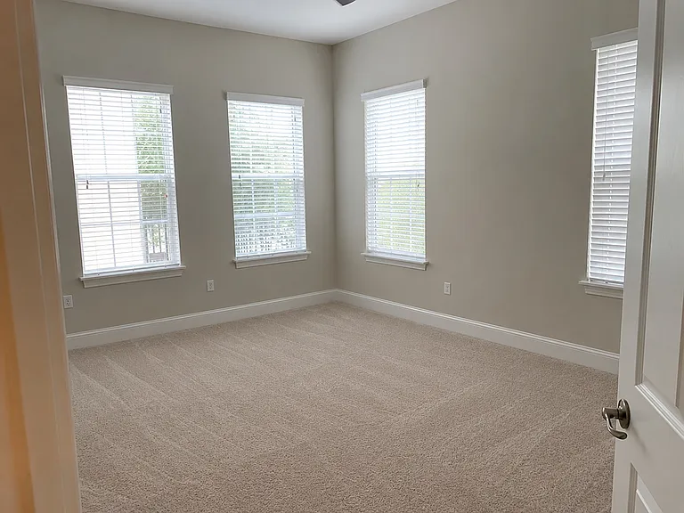 1443 Lake Baldwin Ln #B — Photo 7