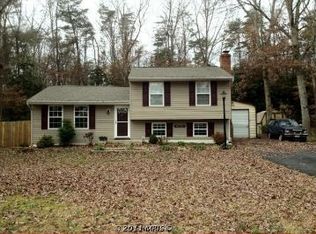 6007 Oak Grove Dr, Fredericksburg, VA