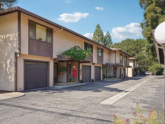 3rd image of 610 Gilbert Ave APT 2