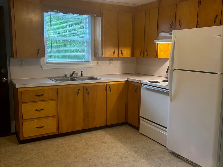 475 Falmouth Rd #1 — Photo 4
