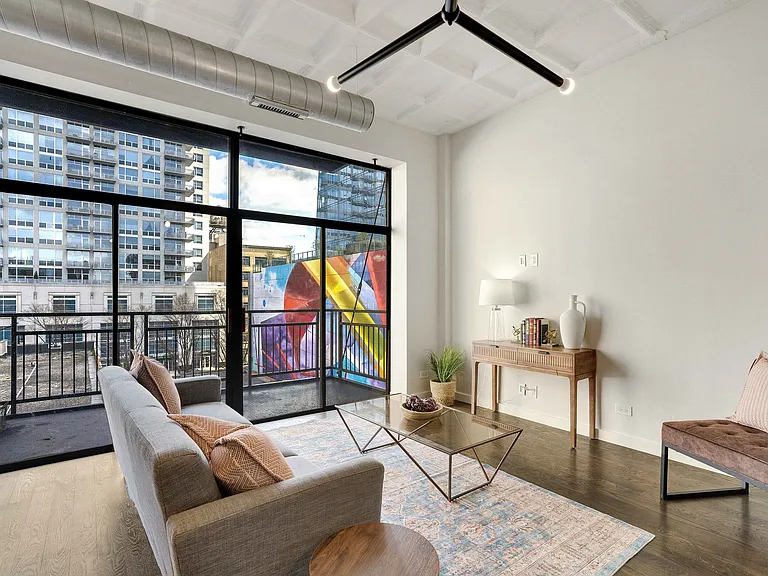 1307 S Wabash Ave #504 — Photo 4