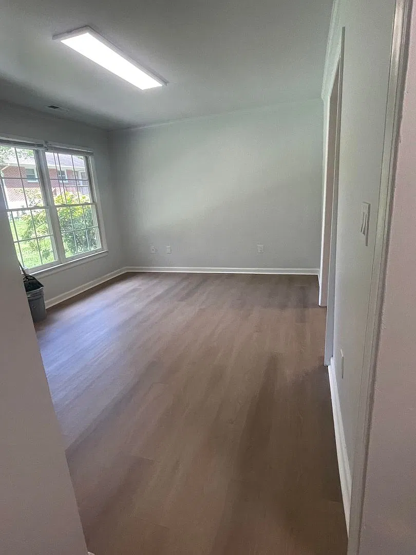502 Warren Street — Photo 3