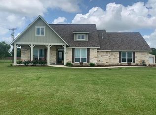 648 Sandy Corner Rd, El Campo, TX 77437