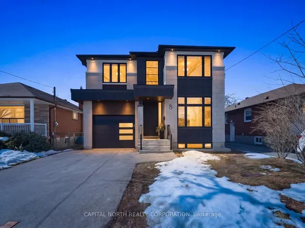8 Ramsbury Rd, Toronto, ON M8Z 4V3