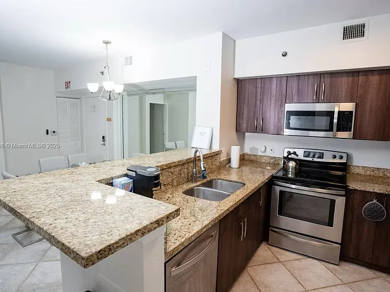 19801 E Country Club Dr #4103 — Photo 8