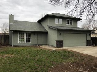 6540 Creekside St, Redding, CA 96001