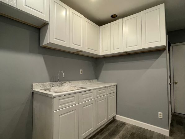 41 Garfield Ave Floor 1