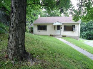 9 Riverview Rd, Highland Falls, NY 10928