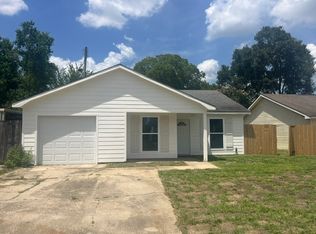 37430 W Hillside Dr, Prairieville, LA 70769
