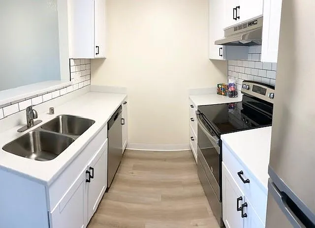 Westhampton Apartments — Photo 25