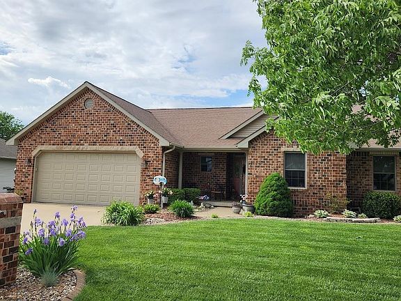 4th image of 20 Wren Dr