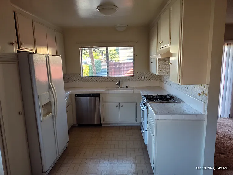 2238 Barton Ln #6 — Photo 7