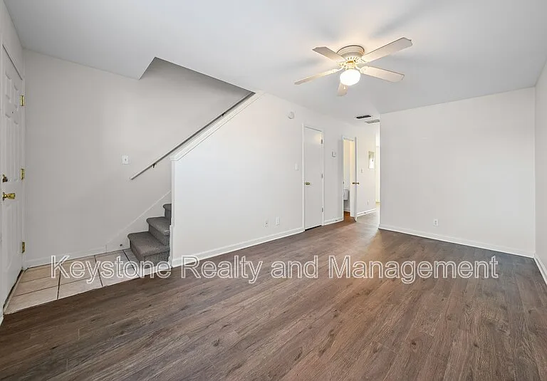 3312 Royster Ln #B — Photo 3