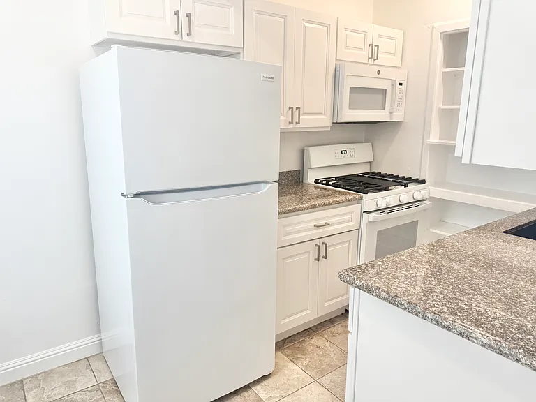 925 Sutter St. — Photo 13
