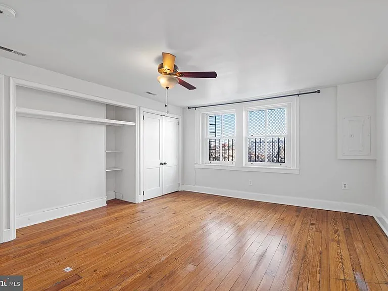 1125 Saint Paul St #4 — Photo 3
