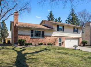 5113 Abercrombie Dr, Edina, MN 55439