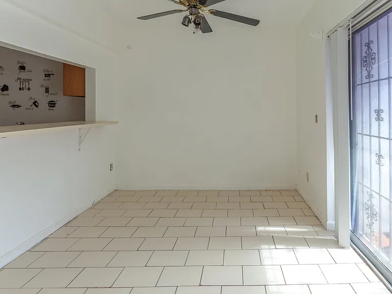 5080 Elmhurst Rd E #C — Photo 9