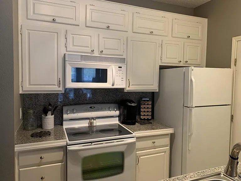 2164 Tanglewood Blvd — Photo 8
