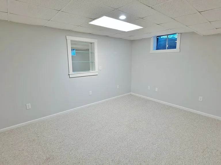 58 Frock Dr — Photo 43